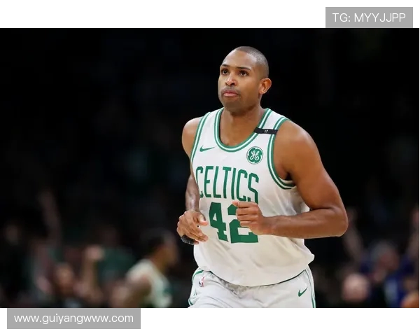 巴特勒热评科追争吵展现竞技血性点燃篮球赛场激情与硬汉精神碰撞瞬间