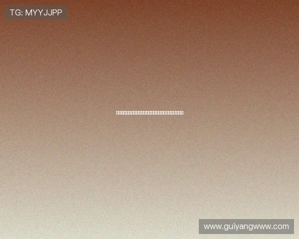 冰球高速对抗：碳纤维球杆受力形变对击球力道与方向的控制